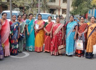 अ.भा.लोककलावंत सांस्कृतिक समितीच्या वतीने दिले नागपूर जिल्हाधिकाऱ्यांना निवेदन